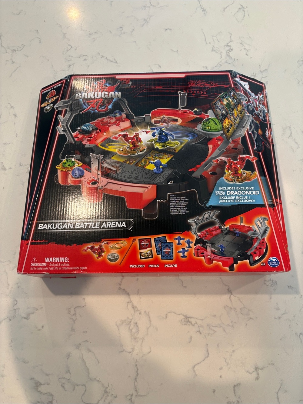 Bakugan Battle Arena Playset with Exclusive Dragonoid